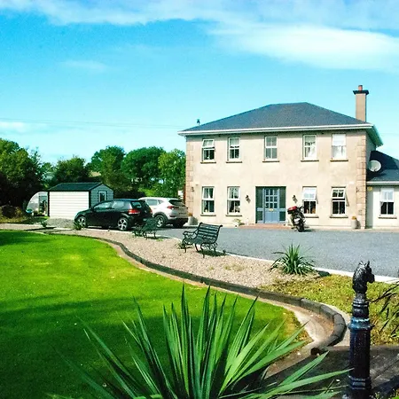 Kingstown House Отель типа 
